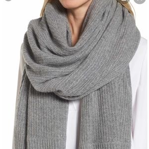 Halogen® Cardigan Stitch Cashmere Wrap